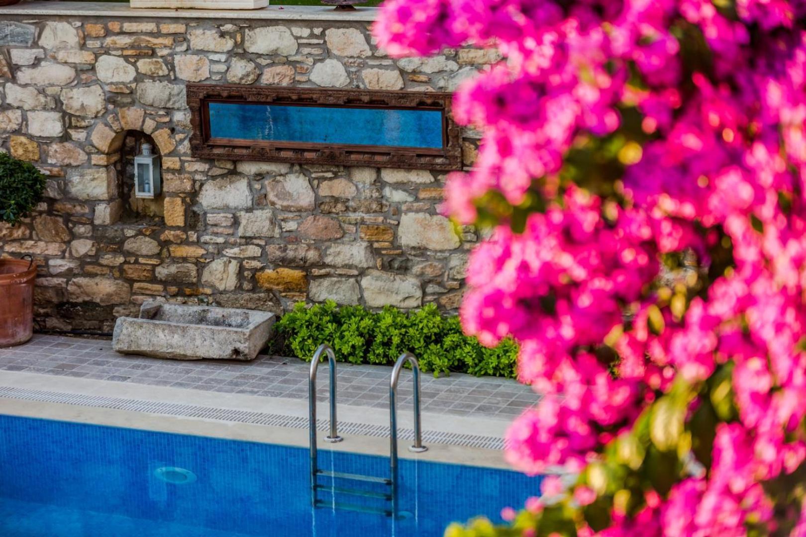 Ipekyol Villa Avec Piscine Privee Çeşme Exterior foto