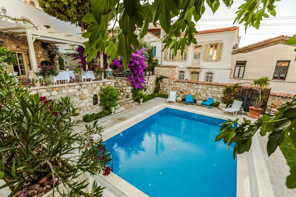 Ipekyol Villa Avec Piscine Privee Çeşme Exterior foto